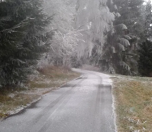 Chata Dvorecna Chalet Loučovice